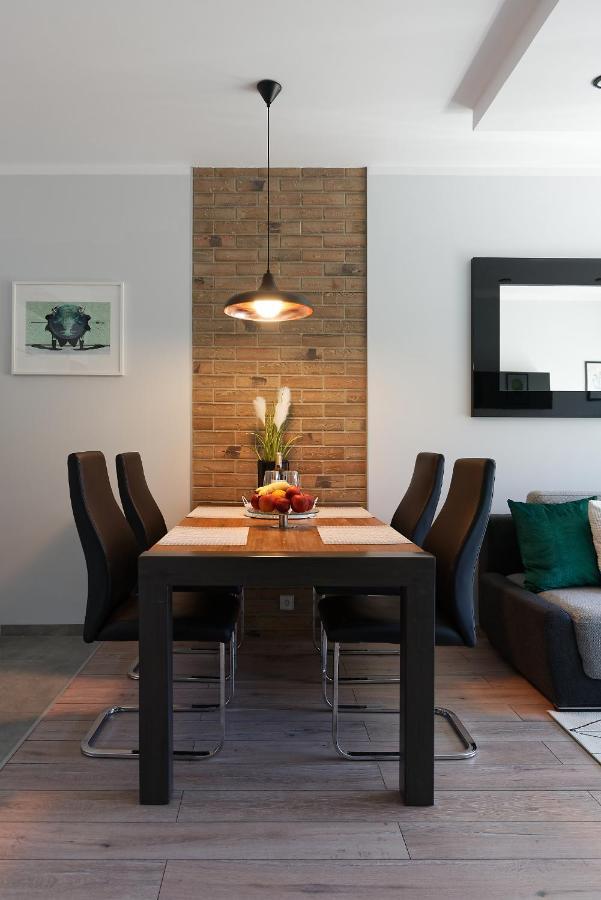 Art Apartament Parking By Impero Πόζναν Εξωτερικό φωτογραφία