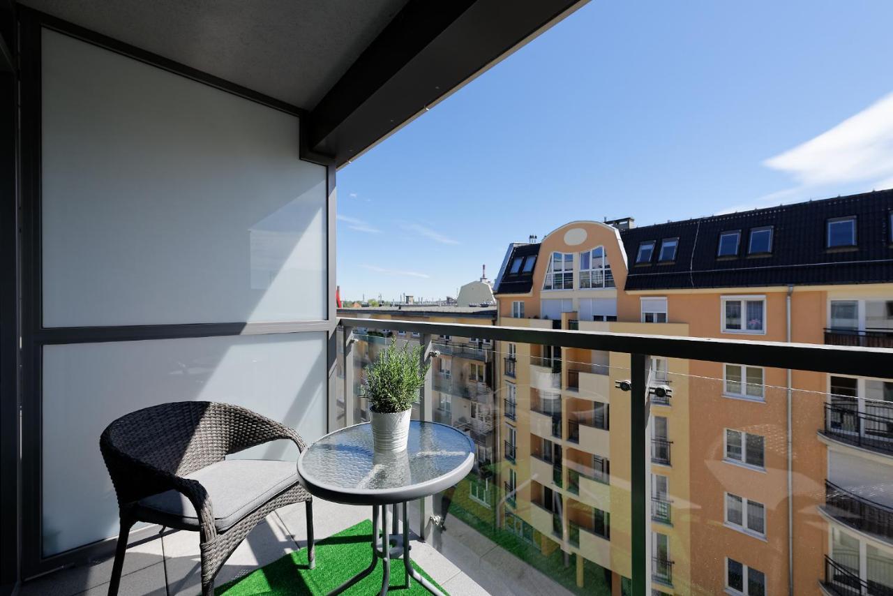 Art Apartament Parking By Impero Πόζναν Εξωτερικό φωτογραφία