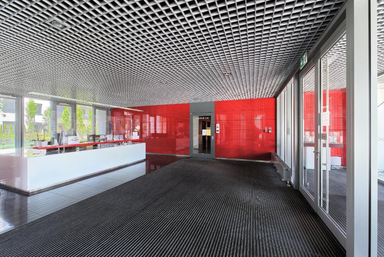 Art Apartament Parking By Impero Πόζναν Εξωτερικό φωτογραφία